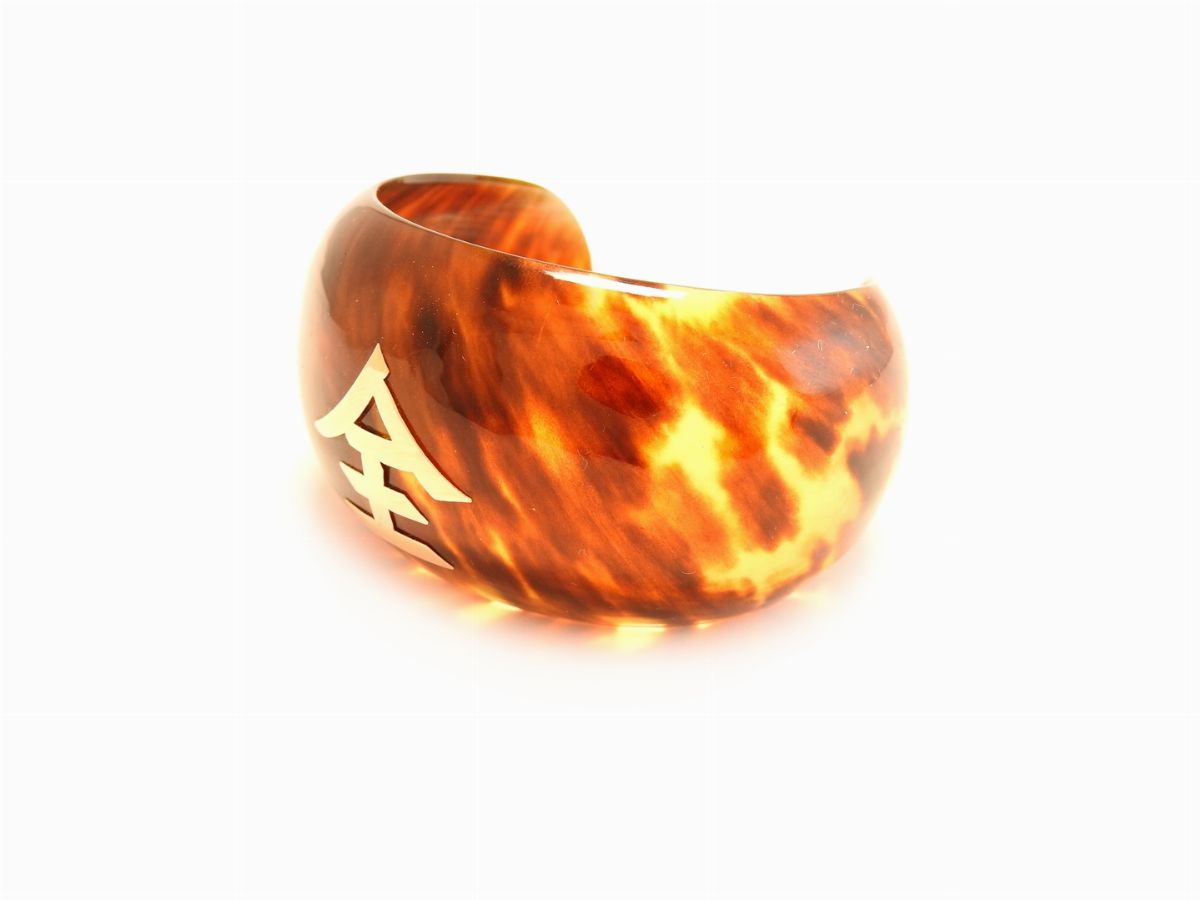 Bracciale Rigido Bombato in Tartaruga e Oro Giallo