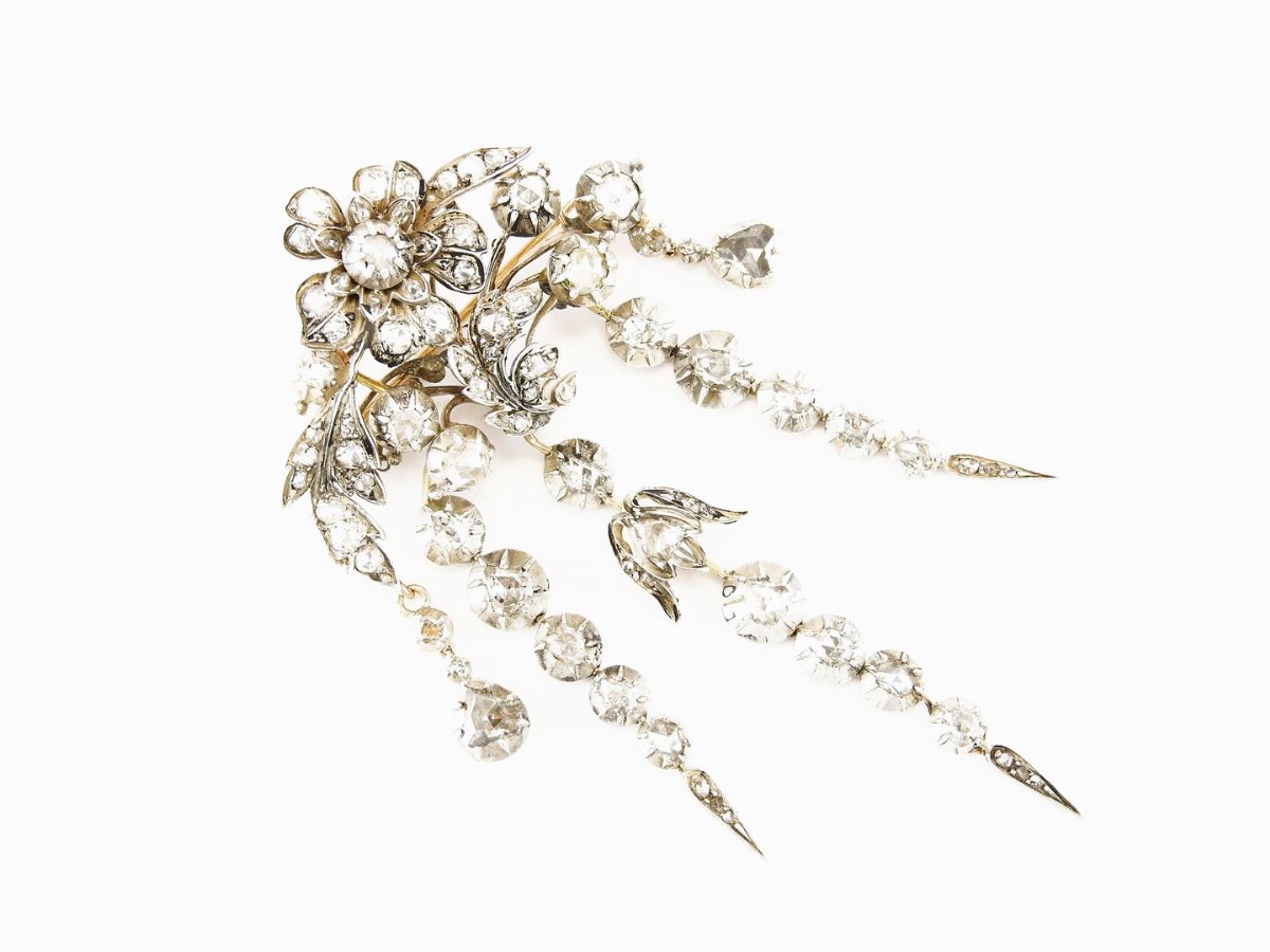 Spilla in Oro Giallo, Argento e Diamanti
