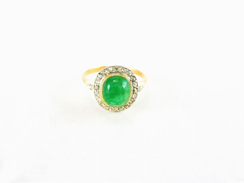 Anello a Margherita in Oro Bianco, Diamanti e Smeraldo