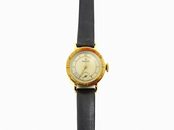 9Kt yellow gold Rolex ladies wristwatch