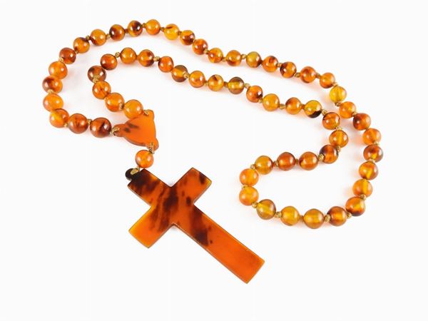 Tortoise shell necklace with pendant