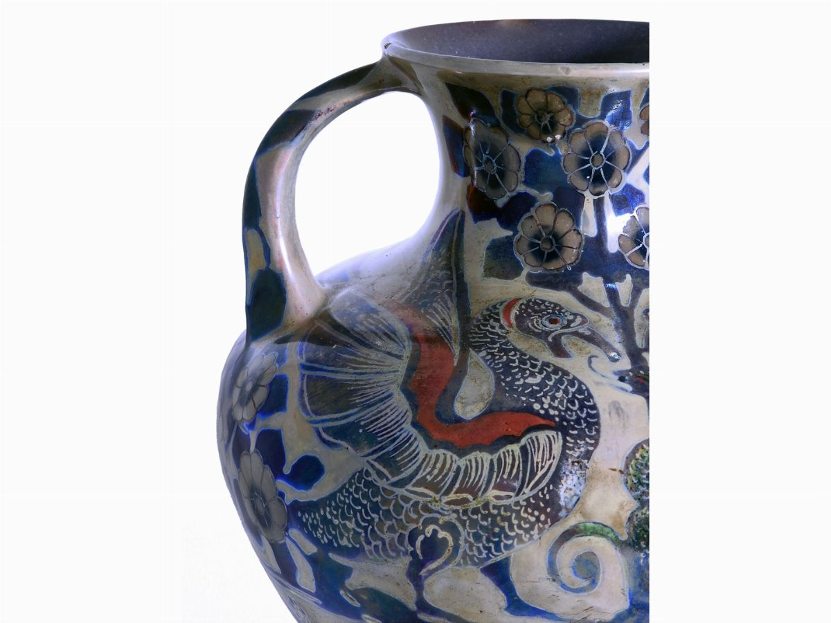 Vaso Biansato in Maiolica Smaltata a Lustro
