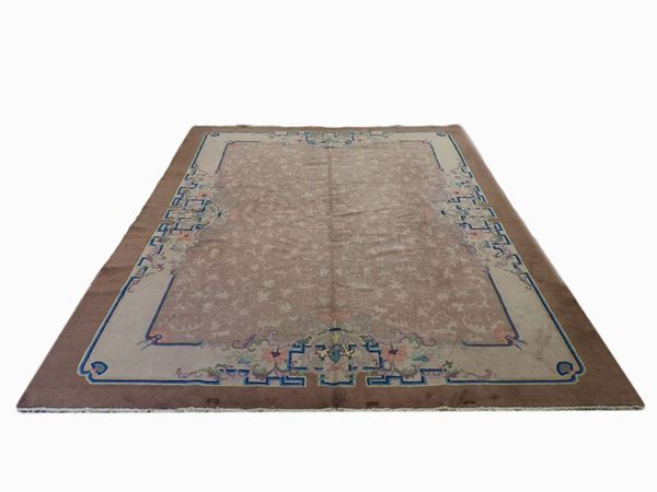 A Chinese Carpet  (1920s)  - Auction Furniture, Silver and Curiosities from a Roman House - I - Maison Bibelot - Casa d'Aste Firenze - Milano
