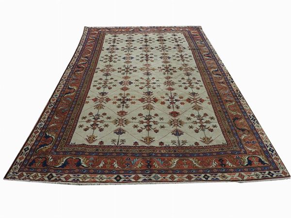 A Mahal Carpet