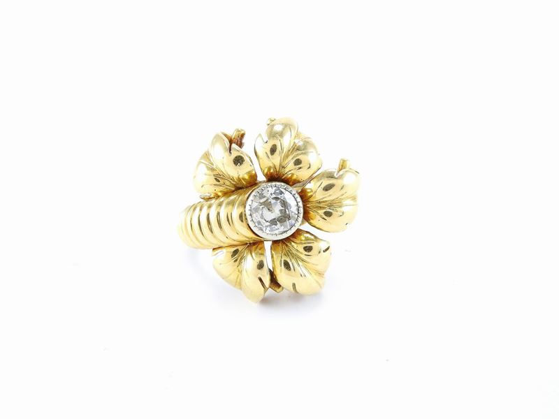 Anello in Oro Giallo e Diamante