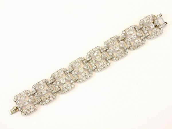 Platinum and white gold bracelet with diamonds