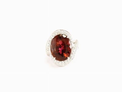 Anello in Oro Bianco, Diamanti e Tormalina Rosa