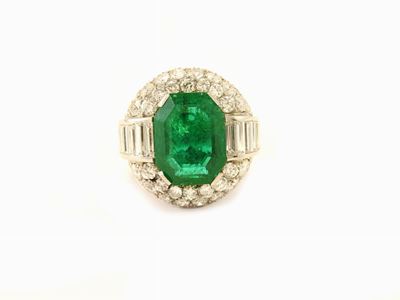 Anello in Platino, Diamanti e Smeraldo Colombiano Vecchia Miniera