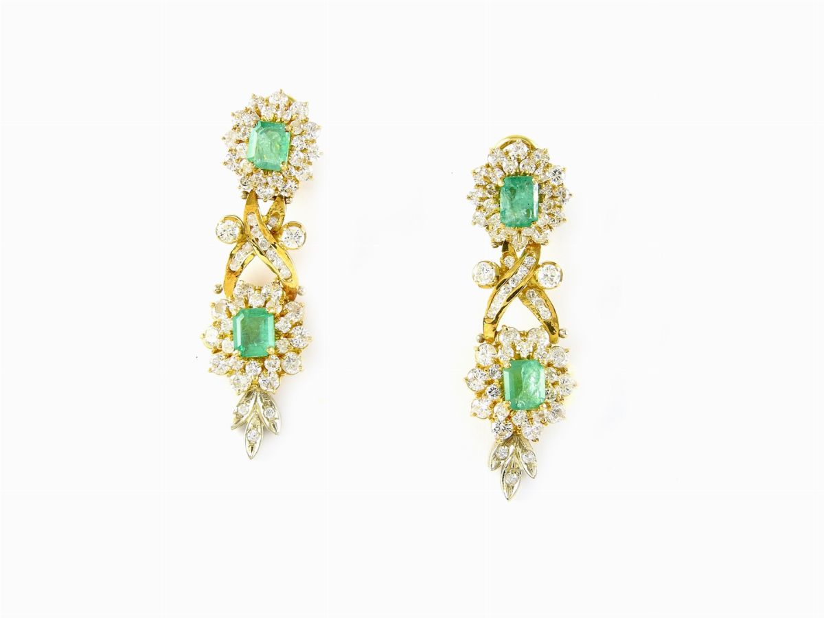 Demi Parure Bracciale e Orecchini in Oro Giallo, Diamanti e Smeraldi