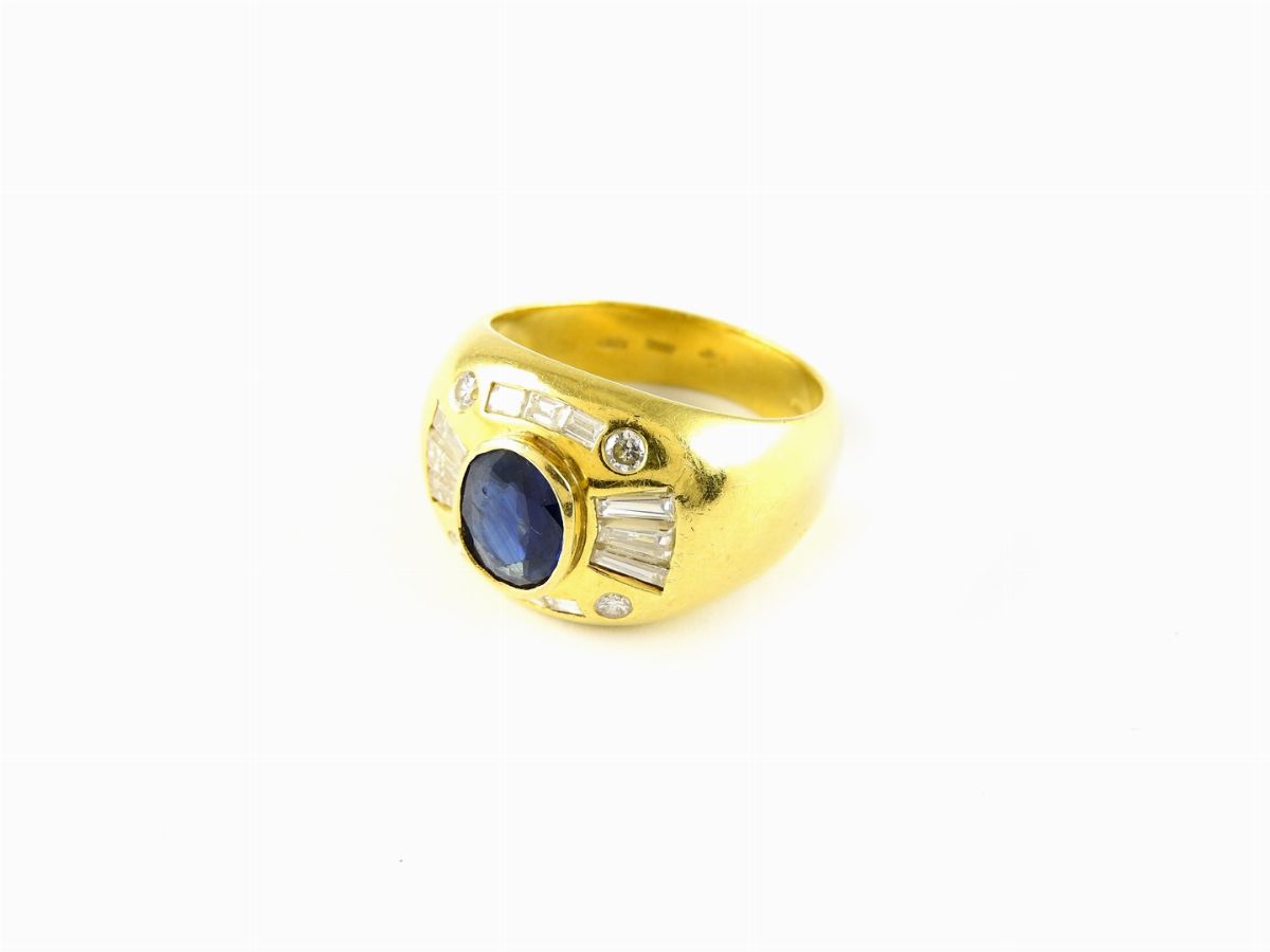 Anello in Oro Giallo, Diamanti e Zaffiro
