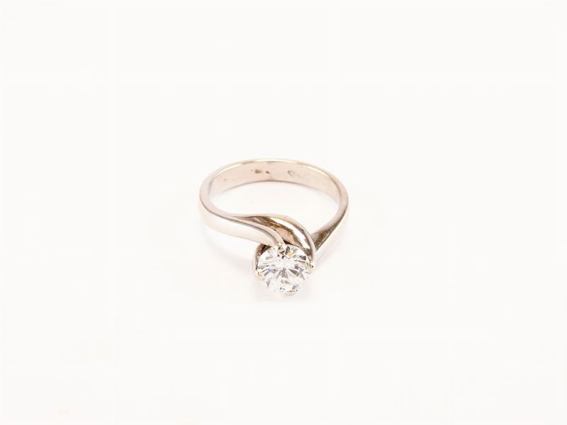 Anello Solitario in Oro Bianco con Diamante