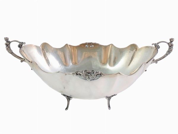 A Silver Bon Bon Bowl  - Auction Furniture, Silver and Curiosities from a Roman House - I - Maison Bibelot - Casa d'Aste Firenze - Milano