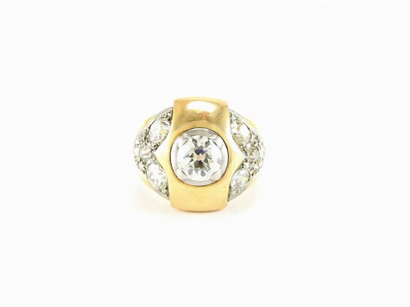 Anello in Oro Giallo e Diamanti