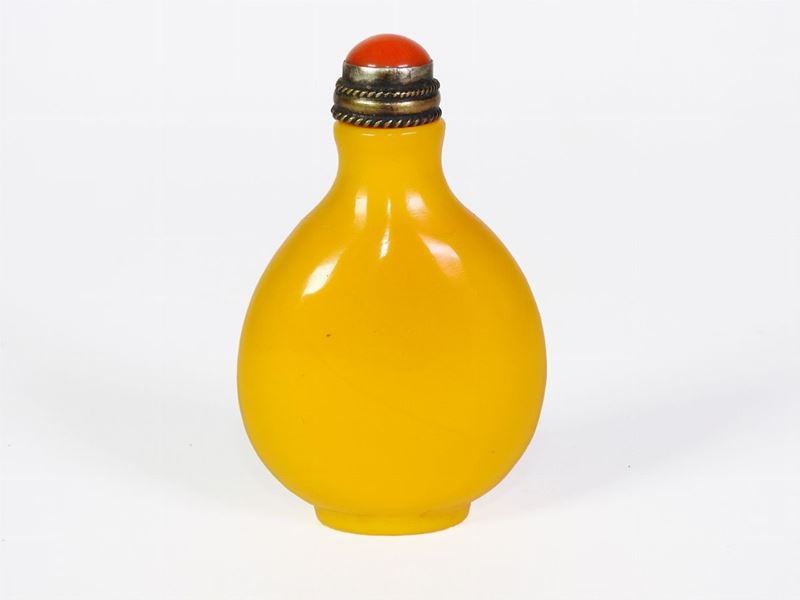 Snuff Bottle in Vetro Giallo