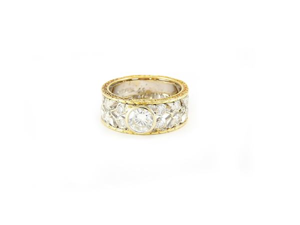 White and yellow gold Mario Buccellati band ring with diamonds
