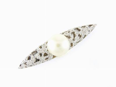 Spilla in Oro Bianco, Diamanti e Perla South Sea