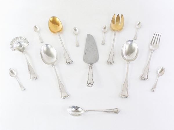 A set of sterling silver serving cutlery