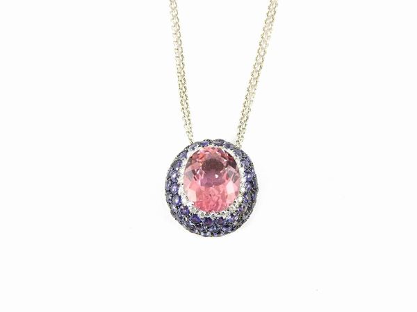 White gold necklace with diamonds, iolites and pink tourmaline