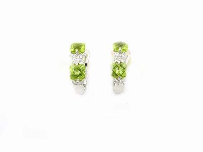 Orecchini in Oro Bianco, Diamanti e Peridoti