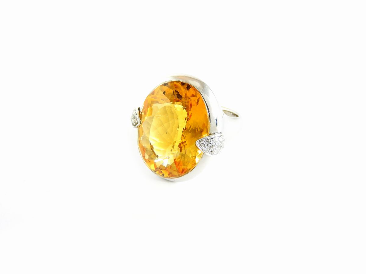 Anello in Oro Bianco, Diamanti e Quarzo Citrino