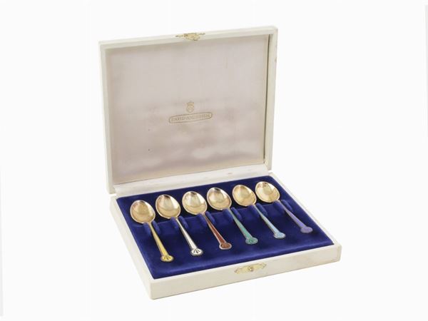 Serie di sei cucchiaini in argento sterling dorato e smalti policromi