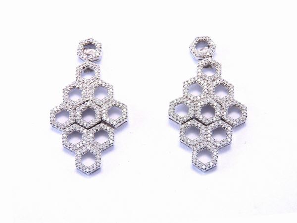 White gold ear pendants with diamonds  - Auction Jewels - Maison Bibelot - Casa d'Aste Firenze - Milano