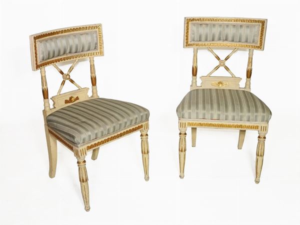 A Pair of Ivory Lacquered Chairs in the 18th Century Style  - Auction Furniture, Silver and Curiosities from a Roman House - I - Maison Bibelot - Casa d'Aste Firenze - Milano