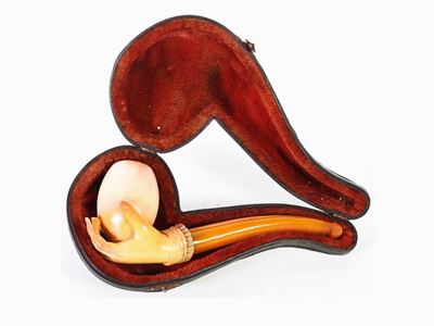 Pipa in Schiuma