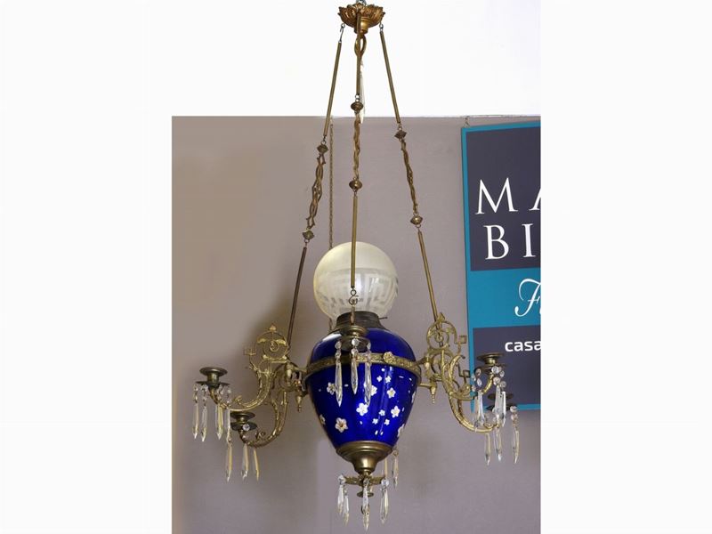 Lampadario Ad Olio in Metallo Dorato e Vetro Blu