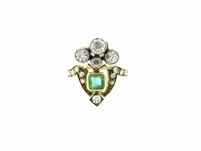Anello in Oro Giallo, Argento, Diamanti e Smeraldo
