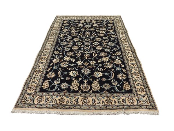 A Persian Nain Carpet  - Auction Furniture, Silver and Curiosities from a Roman House - I - Maison Bibelot - Casa d'Aste Firenze - Milano