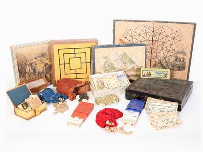 Lotto di Giochi da Tavolo D'epoca