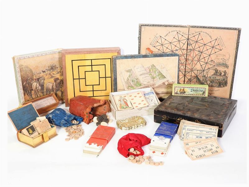 Lotto di Giochi da Tavolo D'epoca