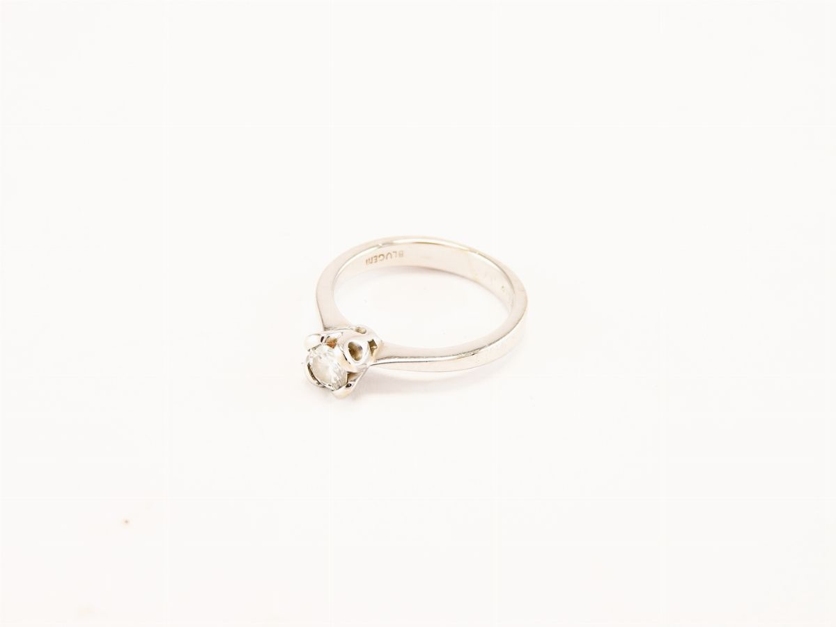Anello Solitario Blugem in Oro Bianco con Diamante