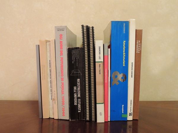 Thirteen Art Books on Futurism  - Auction Laura Tansini's Art Library - Maison Bibelot - Casa d'Aste Firenze - Milano
