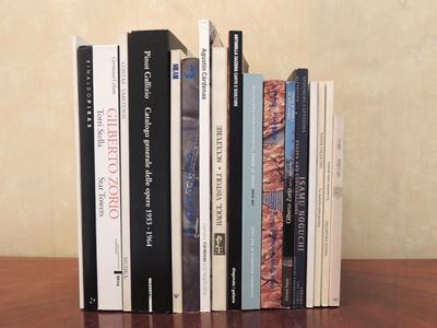 Sedici Libri su Artisti Contemporanei