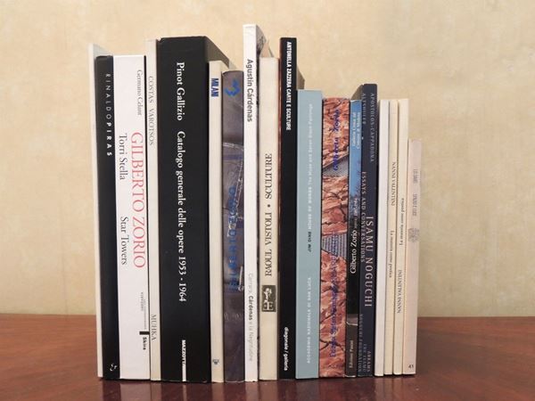 Sixteen Books on Contemporary Artists  - Auction Laura Tansini's Art Library - Maison Bibelot - Casa d'Aste Firenze - Milano