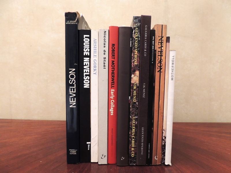 Dodici Libri su Artisti Moderni e Contemporanei: Nevelson, Motherwell, Muniz e Altri
