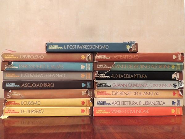 Quindici libri della collana "L'Arte Moderna"  - Asta La Biblioteca d'arte di Laura Tansini - Maison Bibelot - Casa d'Aste Firenze - Milano