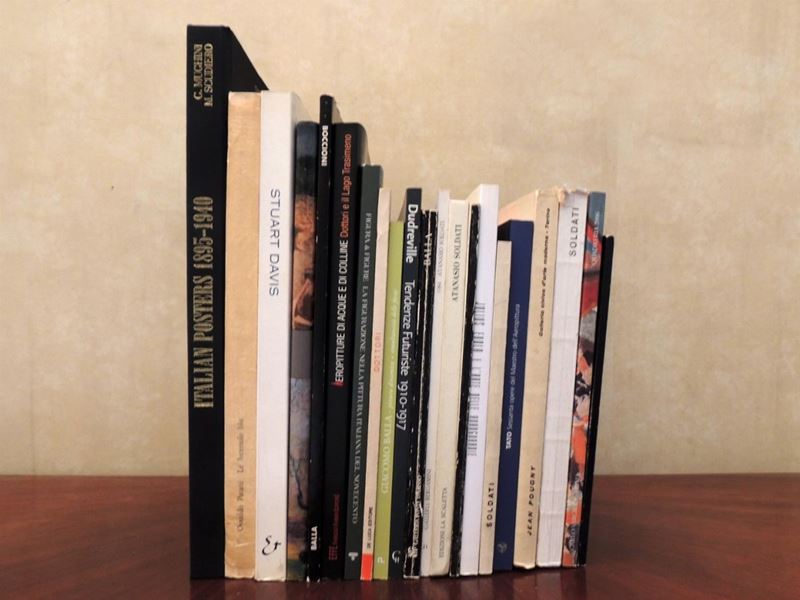 Ventuno Libri sul Futurismo e sulla Pittura del Novecento