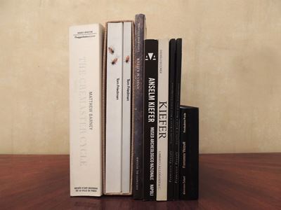 Nove Libri su Artisti Contemporanei