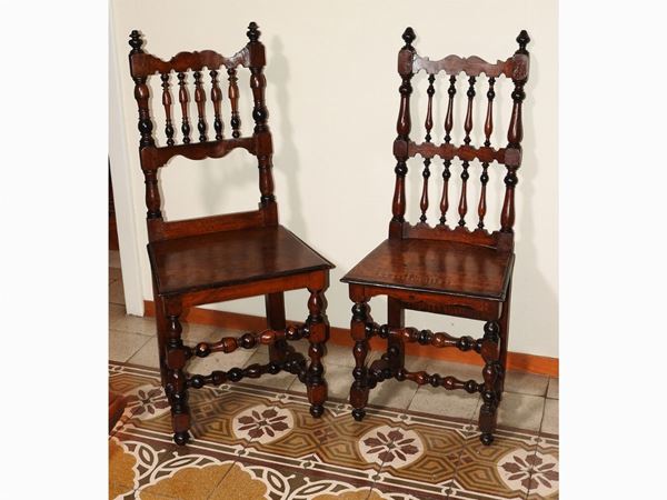 Seven Walnut Chairs  - Auction House-Sale: Furniture, Old Master Paintings and Jewels from florentine house. - II - Maison Bibelot - Casa d'Aste Firenze - Milano