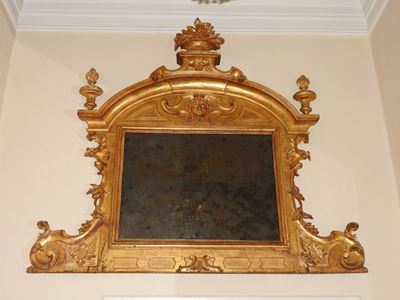 Caminiera in Legno Intagliato e Dorato