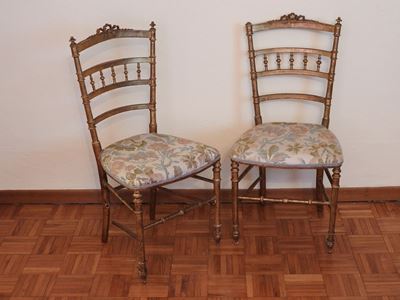 Coppia di Sedie in Legno Dorato