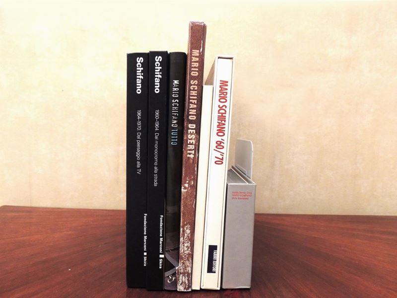 Sette Libri su Mario Schifano