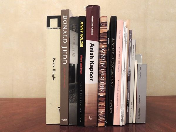 Fifteen Books on Contemporary Artists  - Auction Laura Tansini's Art Library - Maison Bibelot - Casa d'Aste Firenze - Milano