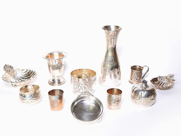 A Lot of Silver Items  (Brandimarte, Firenze)  - Auction House-Sale: Furniture, Old Master Paintings and Jewels from florentine house. - II - Maison Bibelot - Casa d'Aste Firenze - Milano