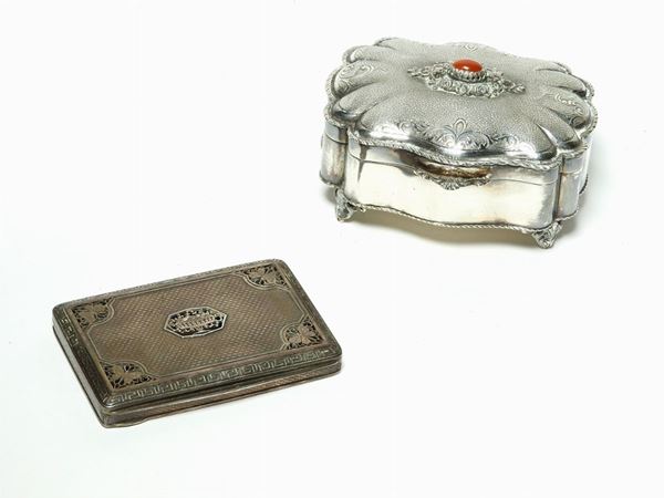 Two Silver boxes  - Auction House-Sale: Furniture, Old Master Paintings and Jewels from florentine house. - II - Maison Bibelot - Casa d'Aste Firenze - Milano