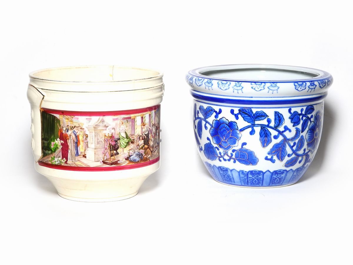 Lotto di Oggetti in Porcellana e Ceramica