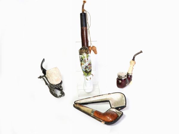 Four Pipes  - Auction House-Sale: Furniture, Old Master Paintings and Jewels from florentine house. - II - Maison Bibelot - Casa d'Aste Firenze - Milano